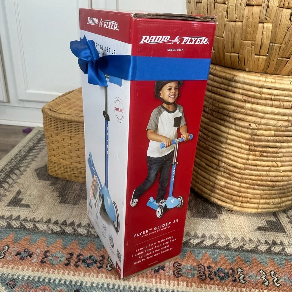 Radio Flyer exciting premium foot